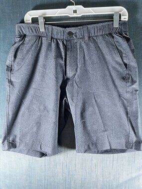 Under Armour Men’s Shorts Size 32 Gray 10.5” Inseam Lightweight Casual Athletic